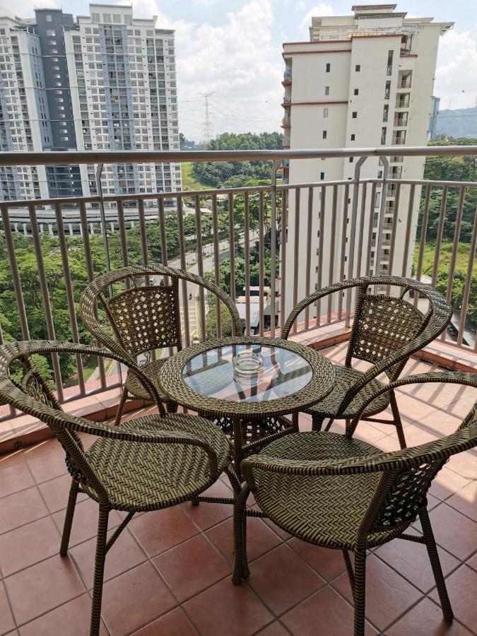 Ainis Guest House In Vista Amani Condominium קואלה לומפור מראה חיצוני תמונה